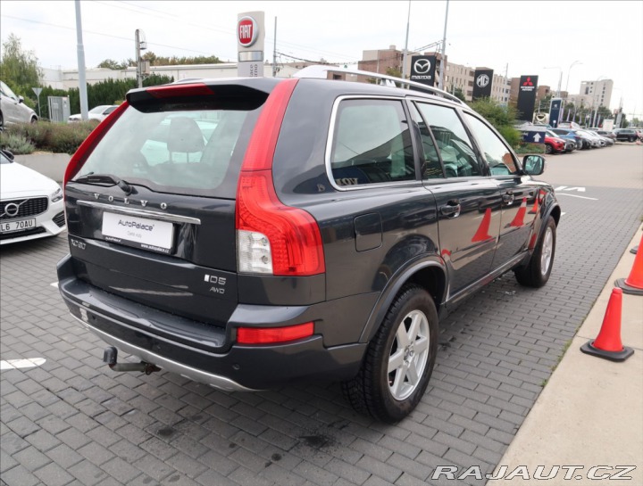 Volvo XC90 2,4 D5 AWD AUT 7-MÍST 2011