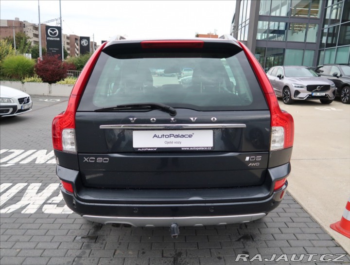 Volvo XC90 2,4 D5 AWD AUT 7-MÍST 2011
