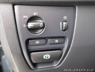 Volvo XC90 2,4 D5 AWD AUT 7-MÍST 2011