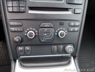 Volvo XC90 2,4 D5 AWD AUT 7-MÍST 2011