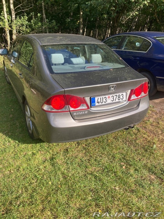 Honda Civic 1,8   103kw 2007 2007