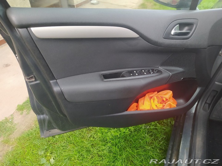 Citroën C4 1,6   VTi 2011