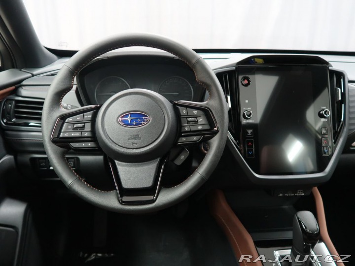 Subaru Forester 4x4 TOURING + zimní kompl 2025