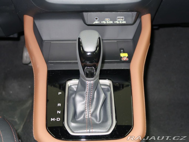Subaru Forester 4x4 TOURING + zimní kompl 2025
