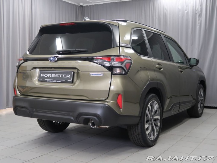 Subaru Forester 4x4 TOURING + zimní kompl 2025