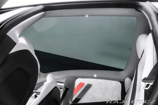 Tesla Model Y  2024