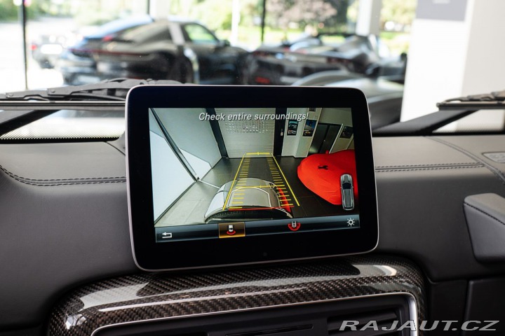 Mercedes-Benz G HarmanKardon/Vyhřívaná/Ve 1800