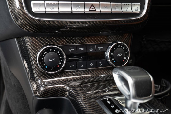 Mercedes-Benz G HarmanKardon/Vyhřívaná/Ve 2017