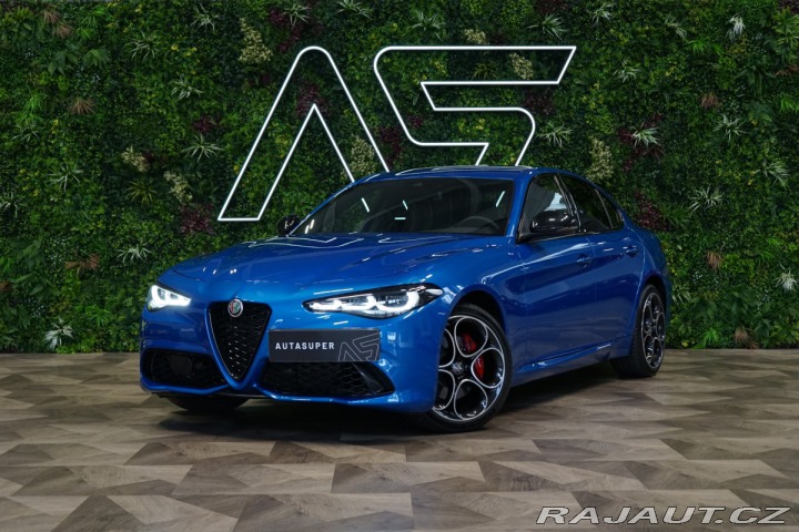 Alfa Romeo Giulia COMPETIZIONE*H/K*LED*ZÁRU 2023