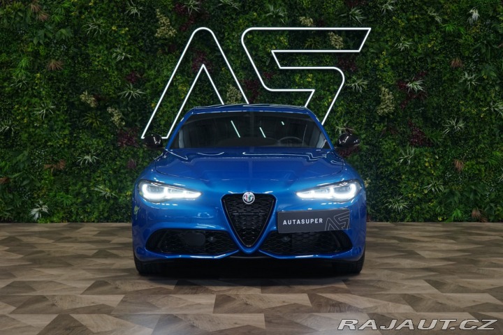 Alfa Romeo Giulia COMPETIZIONE*H/K*LED*ZÁRU 2023