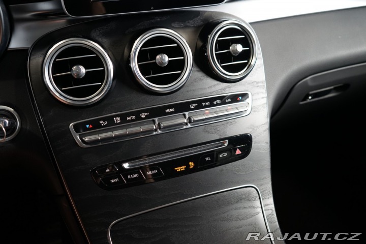Mercedes-Benz GLC 220d*4MATIC*LED*AMG*CZ*CD 2018