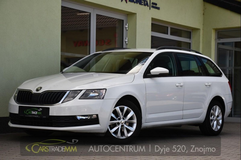 Škoda Octavia 1,6TDi DSG CARPLAY NAVI