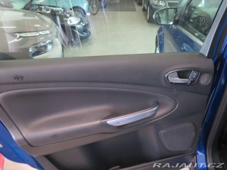 Ford S-MAX 2.0TDCi,navi,klima,kamera 2014