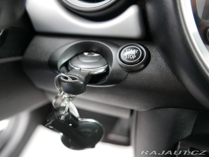 Mini Cooper One 1,6i Klima REZERVACE 2013
