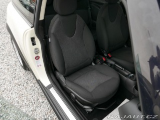 Mini Cooper One 1,6i Klima REZERVACE 2013