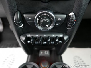 Mini Cooper One 1,6i Klima REZERVACE 2013