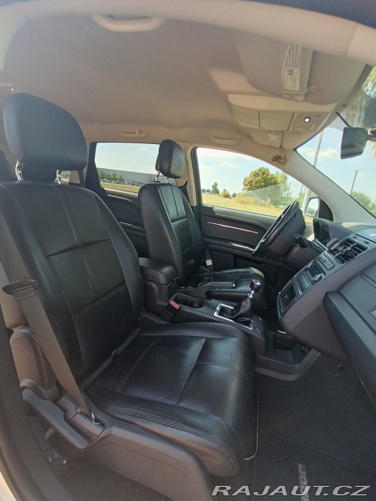 Dodge Journey 2.0 CRD 2011