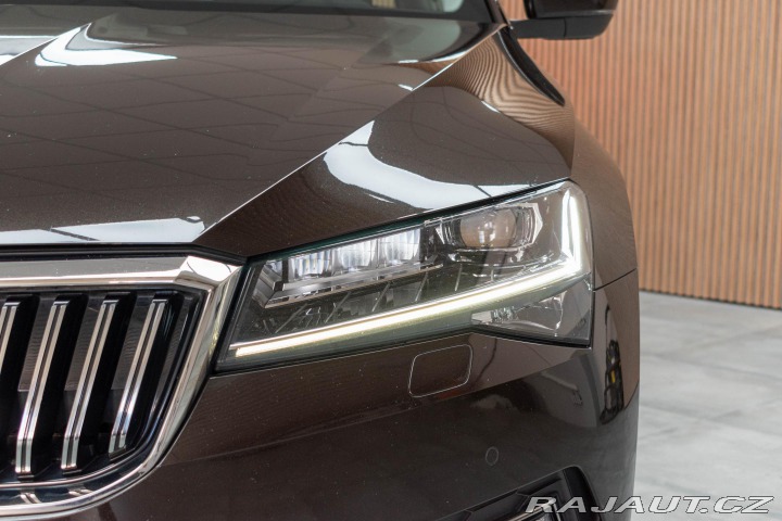 Škoda Superb 2.0 TDI REZERVACE 2020