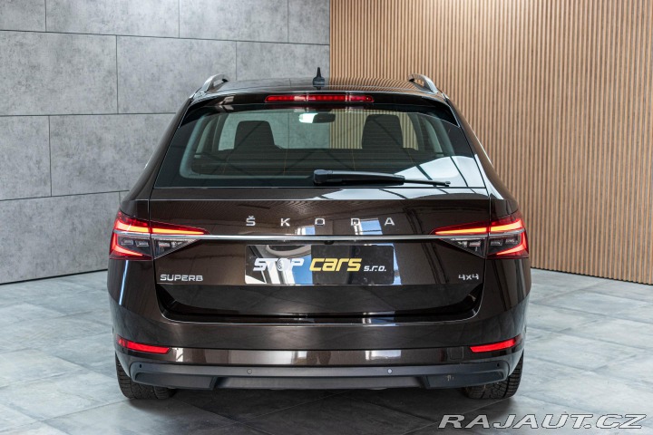 Škoda Superb 2.0 TDI REZERVACE 2020