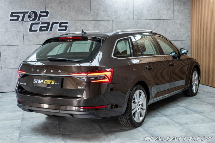 Škoda Superb 2.0 TDI REZERVACE 2020