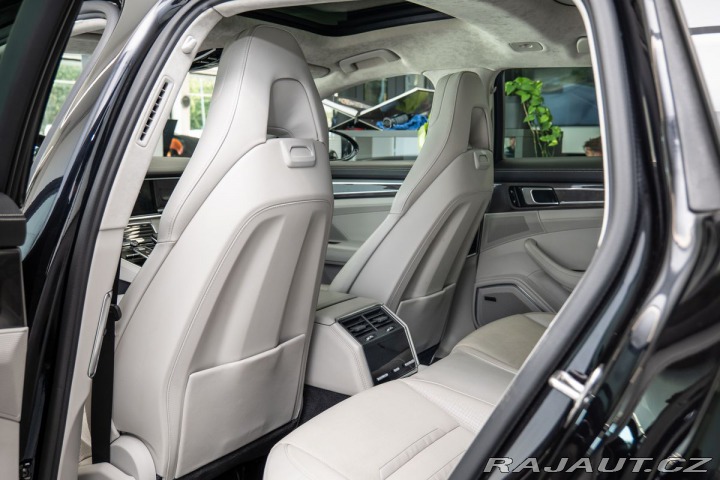 Porsche Panamera Turbo 2018