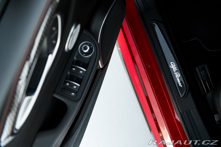 Alfa Romeo Giulia Veloce Ti Sport Q4 2020