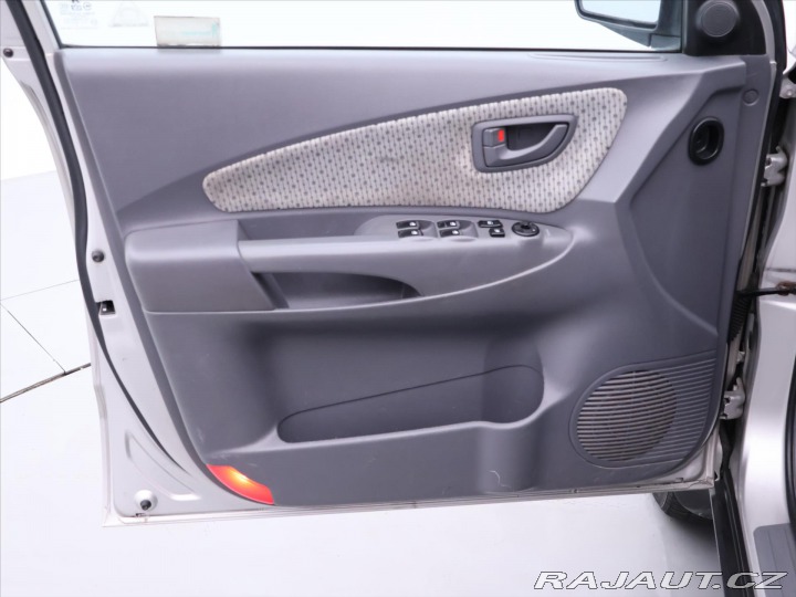 Hyundai Tucson 2,0 CRDi 82kW 4WD Automat 2006