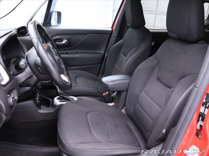 Jeep Renegade 2,0 MJT 103kW Aut. CZ 4X4 2015