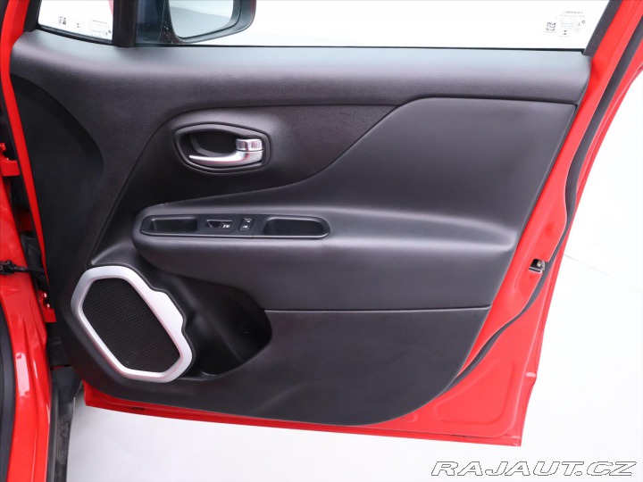 Jeep Renegade 2,0 MJT 103kW Aut. CZ 4X4 2015