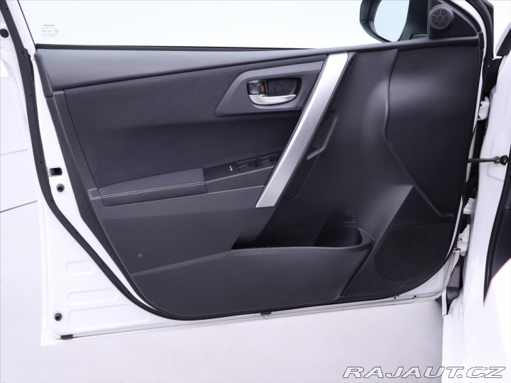 Toyota Auris 2,0 D-4D CZ Sports Style 2014