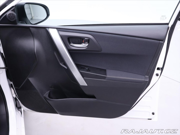 Toyota Auris 2,0 D-4D CZ Sports Style 2014