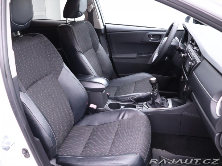 Toyota Auris 2,0 D-4D CZ Sports Style 2014
