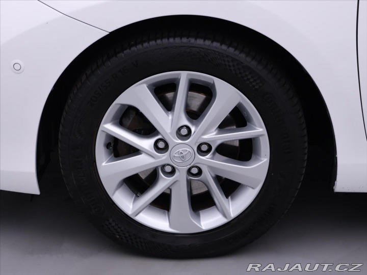 Toyota Auris 2,0 D-4D CZ Sports Style 2014