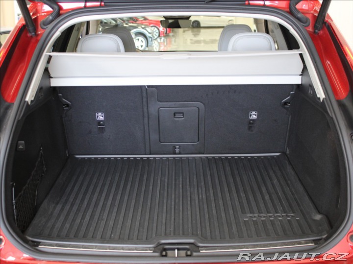 Volvo XC60 2,0 B4 AWD PLUS Akční CEN 2024