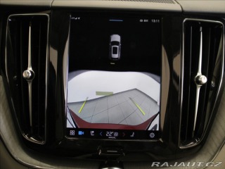 Volvo XC60 2,0 B4 AWD PLUS Dark PANO 2024