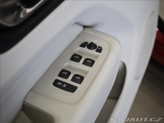 Volvo XC60 2,0 B4 AWD PLUS Dark PANO 2024