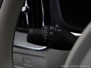 Volvo XC60 2,0 B4 AWD PLUS Dark PANO 2024