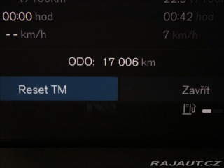 Volvo XC60 2,0 B4 AWD PLUS Dark PANO 2024