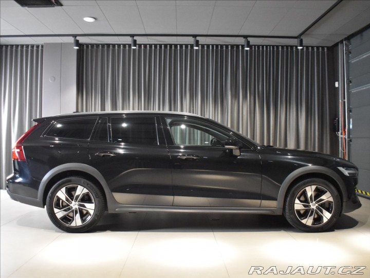 Volvo V60 2,0 CC D4 AWD Polestar,BL 2021