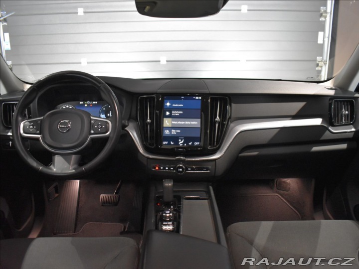 Volvo XC60 2,0 B4 AWD  Momentum 2020