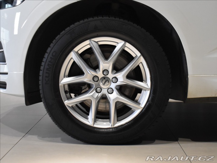 Volvo XC60 2,0 B4 AWD  Momentum 2020