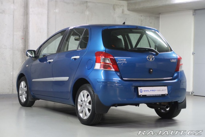 Toyota Yaris  2010