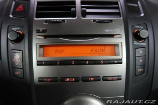 Toyota Yaris  2010