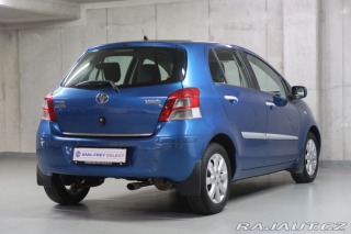 Toyota Yaris  2010