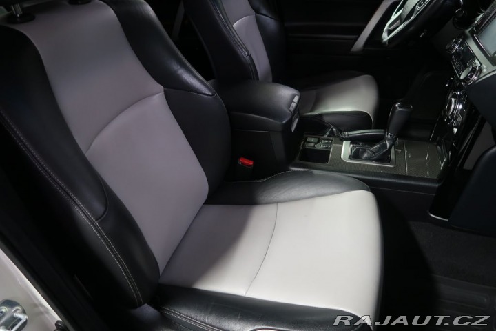 Toyota Land Cruiser 3.0D4-D,CZ,AT,4x4 2015