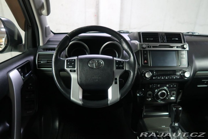 Toyota Land Cruiser 3.0D4-D,CZ,AT,4x4 2015