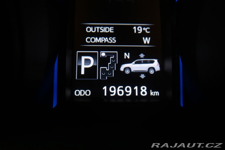 Toyota Land Cruiser 3.0D4-D,CZ,AT,4x4 2015