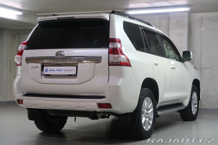 Toyota Land Cruiser 3.0D4-D,CZ,AT,4x4 2015