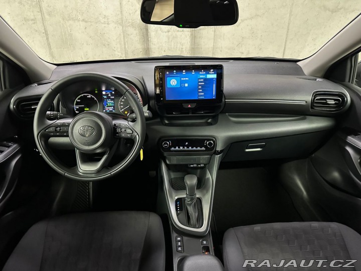 Toyota Yaris Comfort 1.5 Hybrid e-CVT 1800