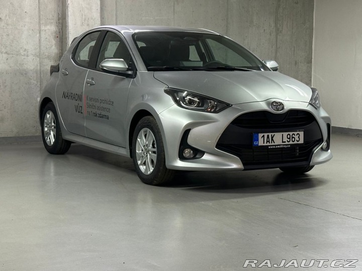 Toyota Yaris Comfort 1.5 Hybrid e-CVT 1800